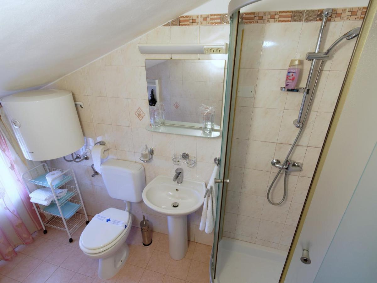 Holiday Home Nevena By Rent Istria Buje Zewnętrze zdjęcie